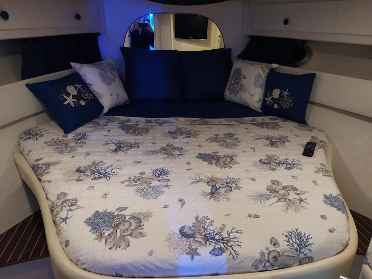 Отель Sanremo Charter Boat And Breakfast Экстерьер фото